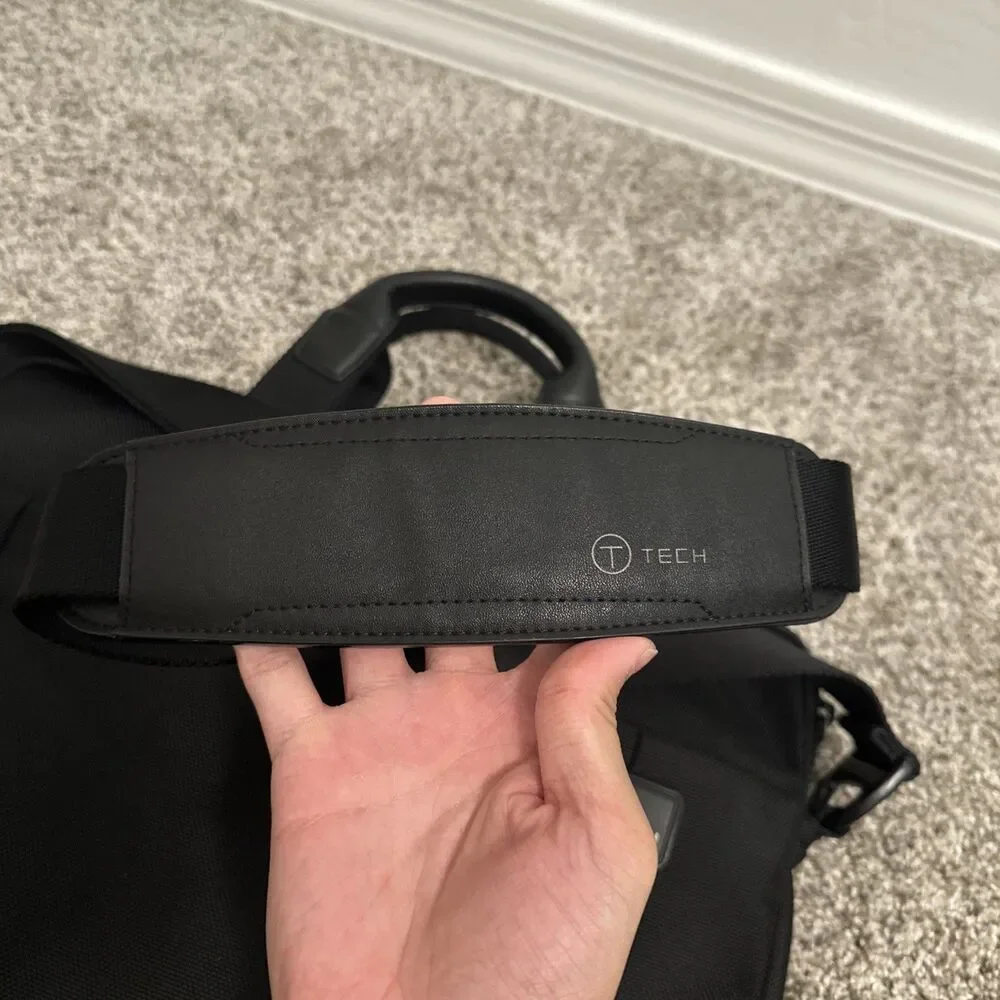 Tumi T-Tech Expandable Black Crossbody Briefcase Bag 58614D